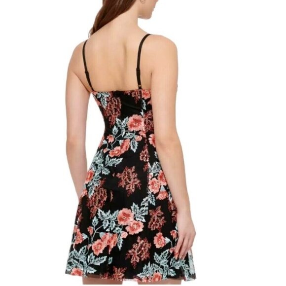 Guess SZ M Black Embroidered Mesh 80's Dress Boho Whimsigoth Fairy Sexy Y2K - Picture 3 of 15